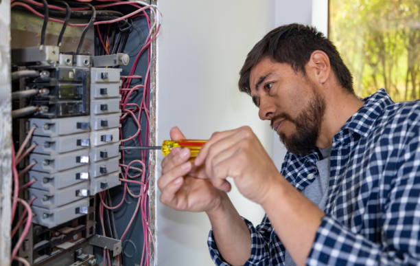 Best Affordable Emergency Electrician  in St Charles, MN